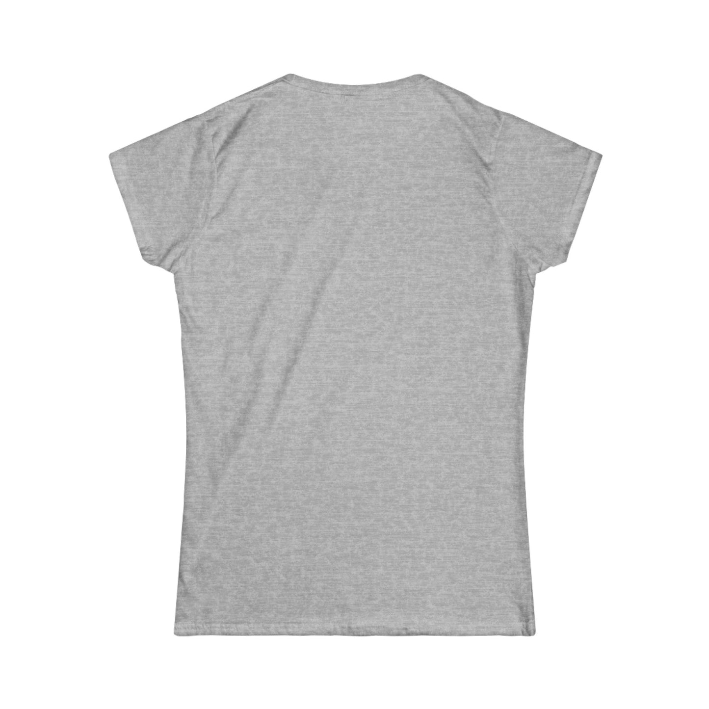 Legendary Mom Status Tee - Perfect for Gamer Moms!