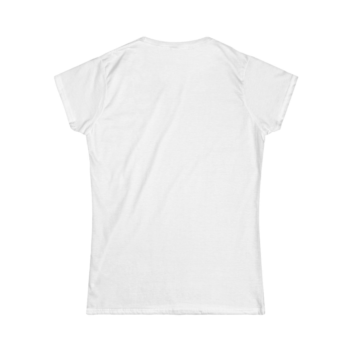 Legendary Mom Status Tee - Perfect for Gamer Moms!